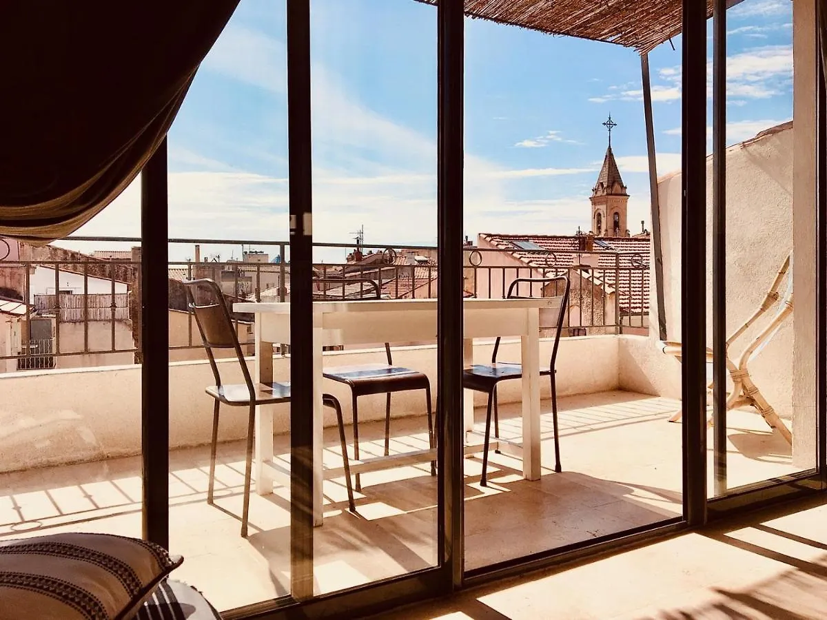 Appartement Plein centre de Sanary avec balcon
