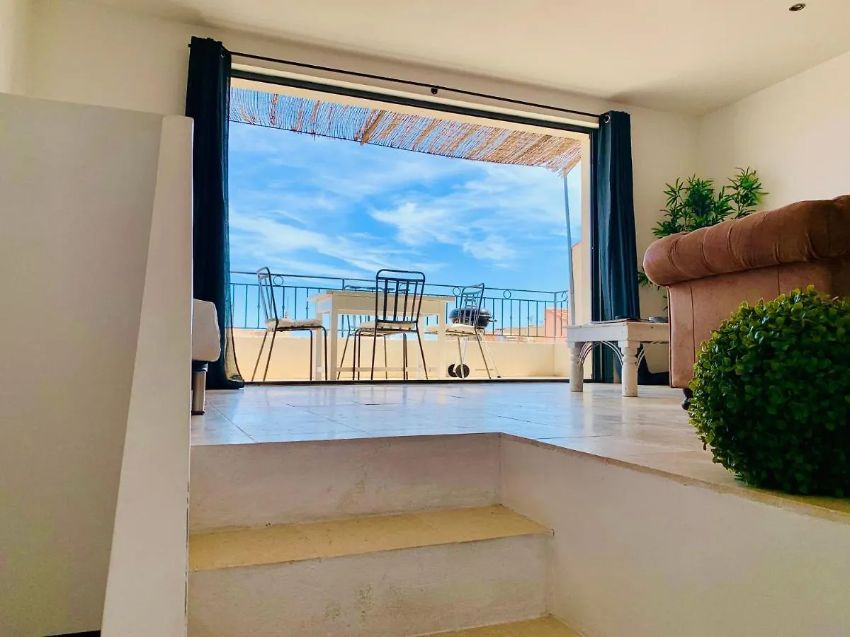 Appartement Plein centre de Sanary avec balcon France